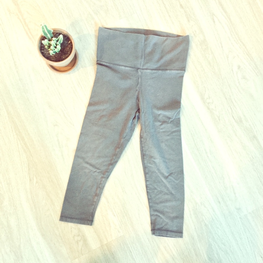 Aerie knee length leggings